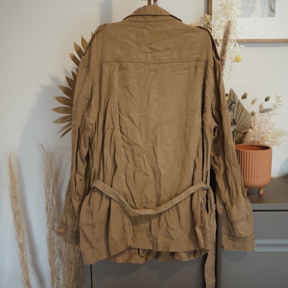 🍂3/$25🍂 H&M Brown Utility Belted Jacket - Picture 3 of 8